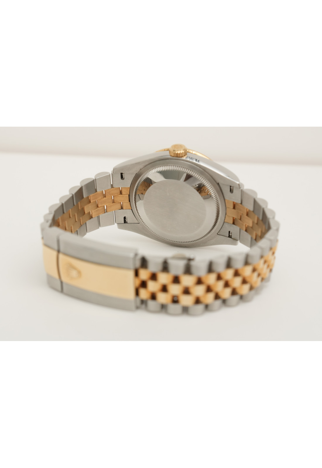 Rolex Datejust 36 mm Ref. 126283RBR – Yellow Rolesor with Mother of Pearl & Diamond Dial